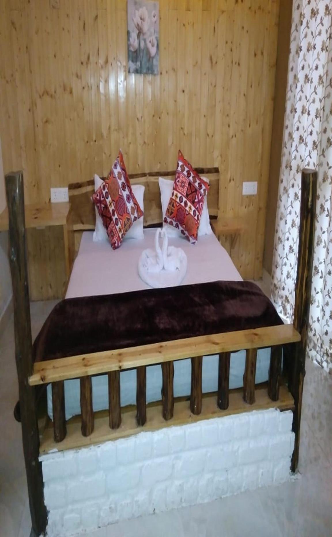 Offbeat Abodes - Tirthan Valley Banjar Luaran gambar