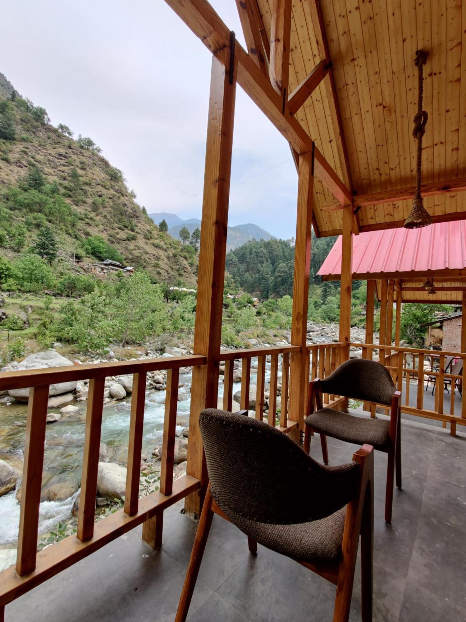 Offbeat Abodes - Tirthan Valley Banjar Luaran gambar