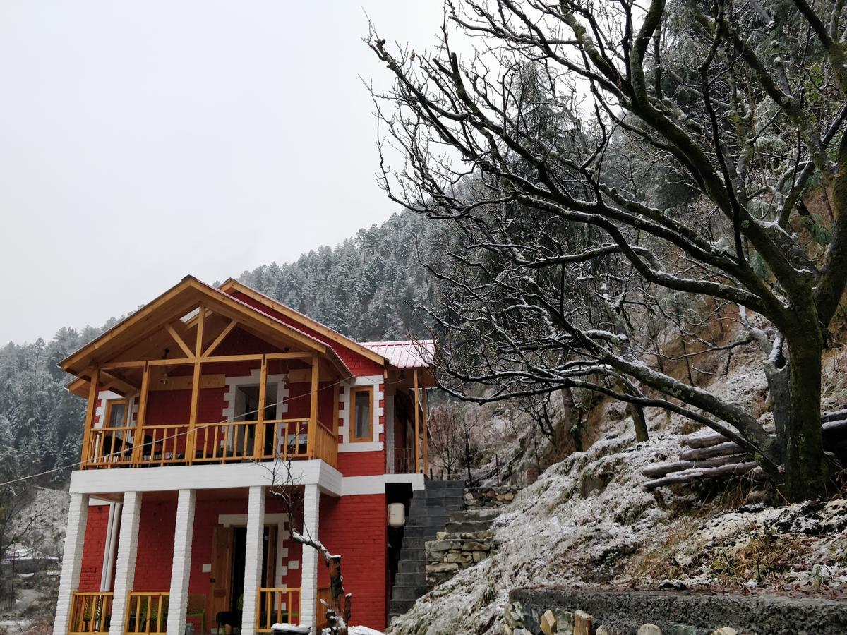 Offbeat Abodes - Tirthan Valley Banjar Luaran gambar