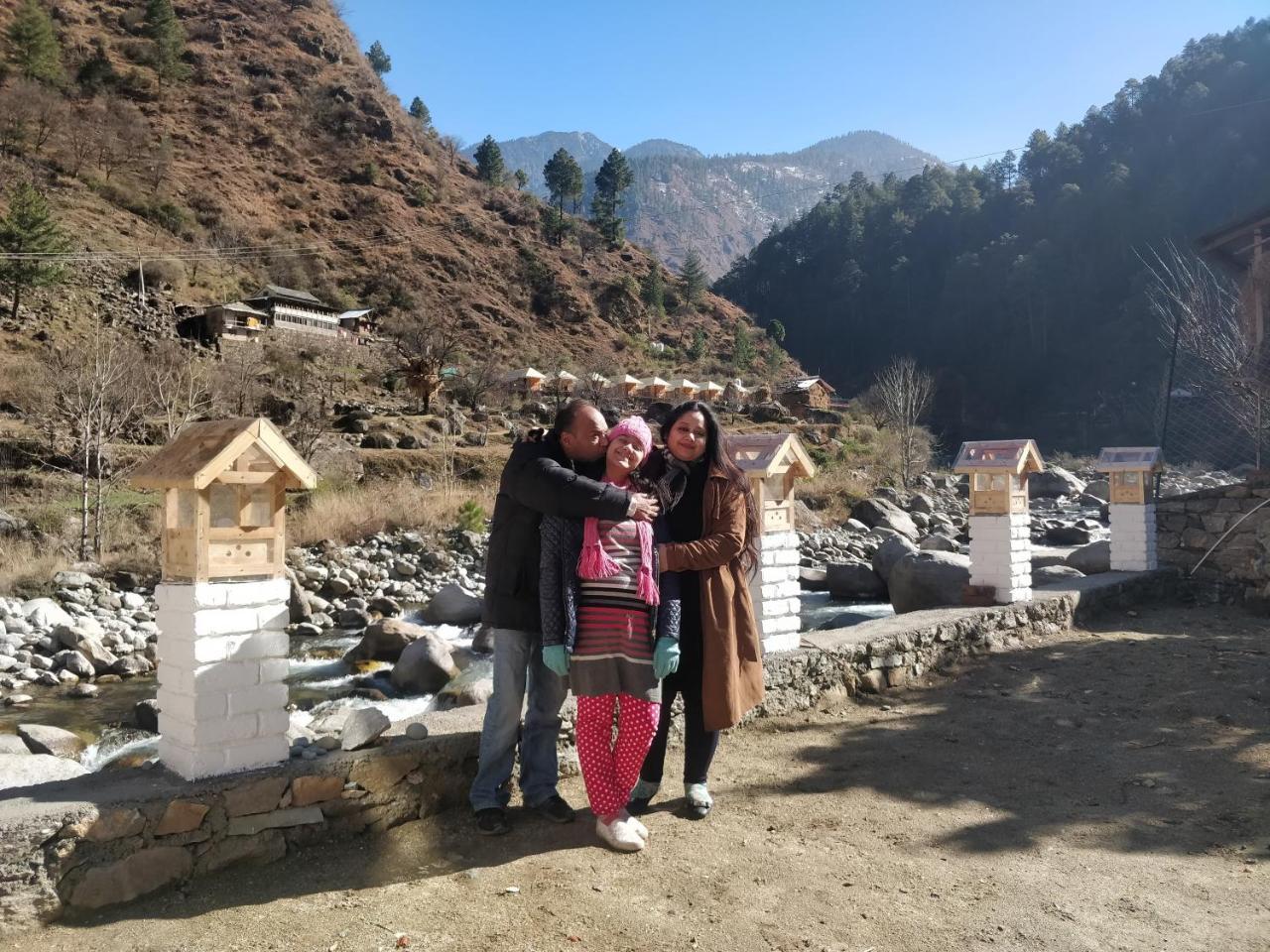 Offbeat Abodes - Tirthan Valley Banjar Luaran gambar