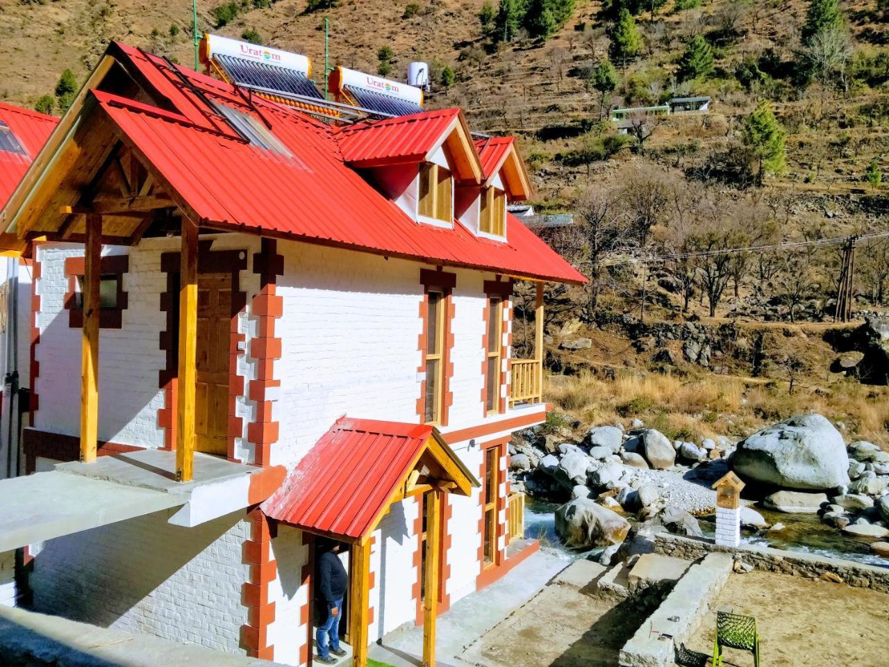 Offbeat Abodes - Tirthan Valley Banjar Luaran gambar